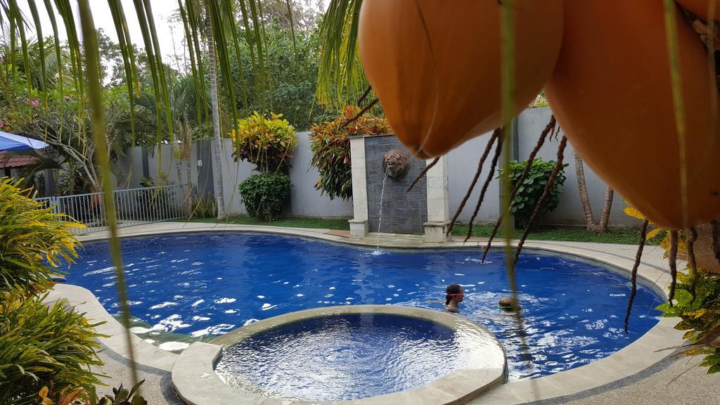 Sari Inn Kuta  ภายนอก รูปภาพ